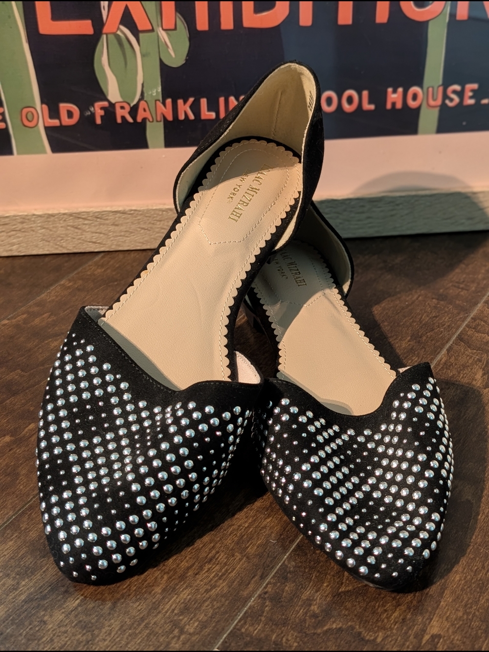 Isaac Mizrahi Black Studded Pointed D'Orsay Flats Size 9.5